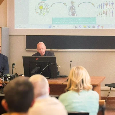 Javier Real del Valle tras la presentación de «El café como alimento» en la Universidad de Bolonia
